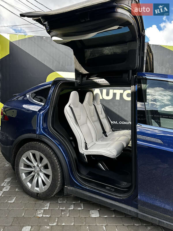 Внедорожник / Кроссовер Tesla Model X 2016 в Львове