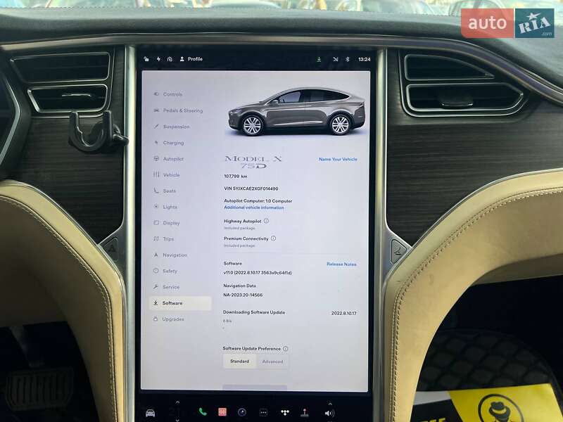 Позашляховик / Кросовер Tesla Model X 2016 в Івано-Франківську