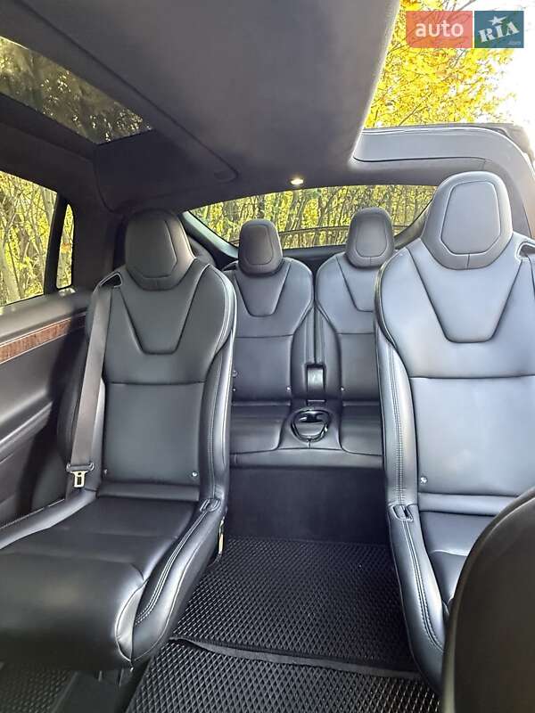 Позашляховик / Кросовер Tesla Model X 2019 в Львові фото 15 Позашляховик / Кросовер Tesla Model X 2019 в Львові