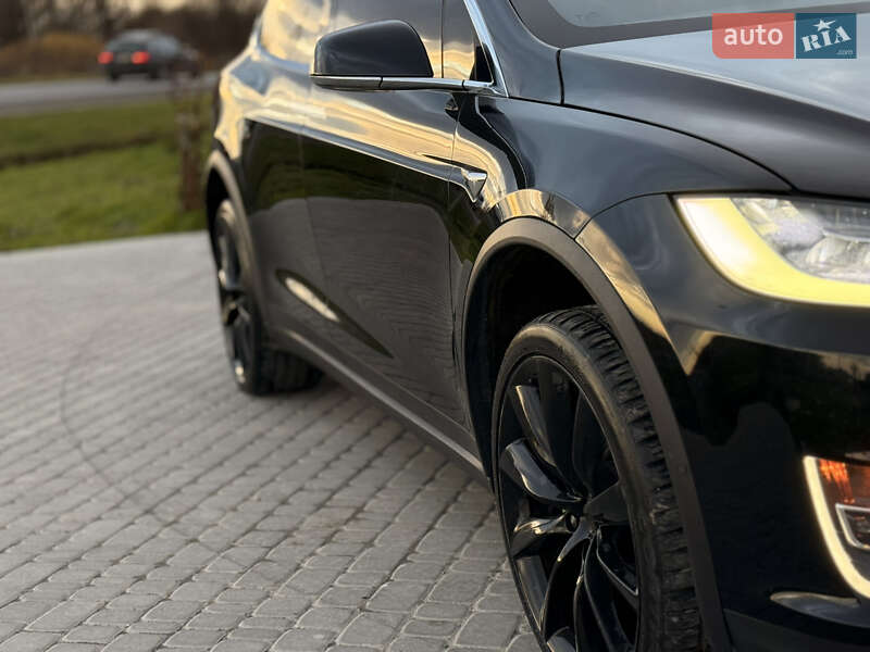 Внедорожник / Кроссовер Tesla Model X 2018 в Дрогобыче фото 17 Внедорожник / Кроссовер Tesla Model X 2018 в Дрогобыче