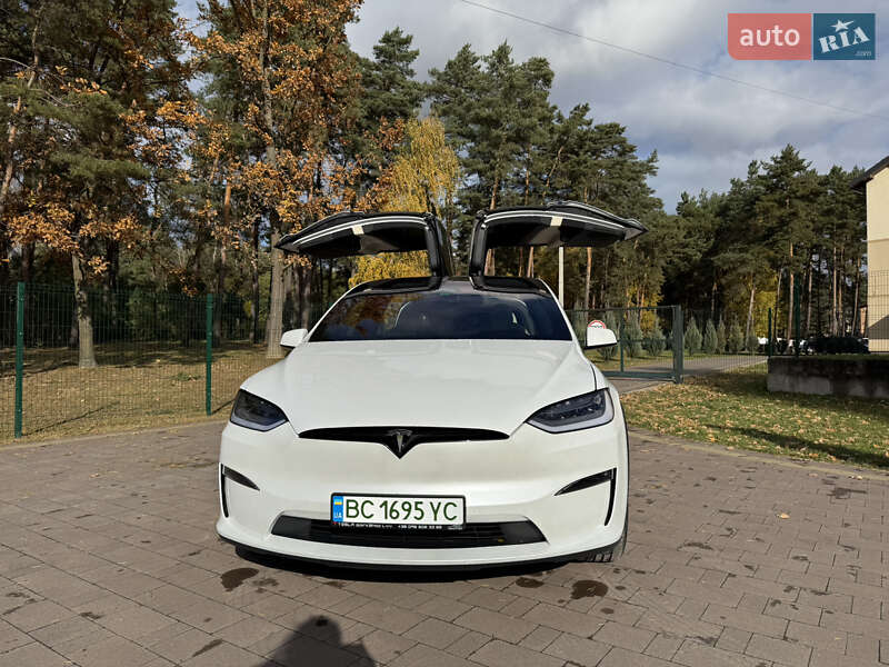 Позашляховик / Кросовер Tesla Model X 2022 в Новояворівську