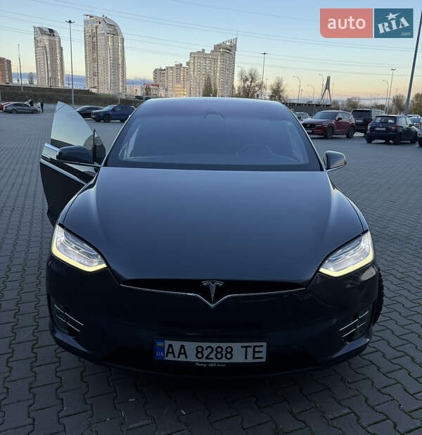Позашляховик / Кросовер Tesla Model X 2017 в Києві фото 3 Позашляховик / Кросовер Tesla Model X 2017 в Києві