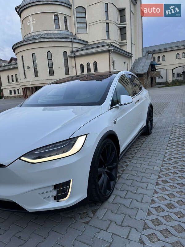 Внедорожник / Кроссовер Tesla Model X 2019 в Ивано-Франковске фото 5 Внедорожник / Кроссовер Tesla Model X 2019 в Ивано-Франковске