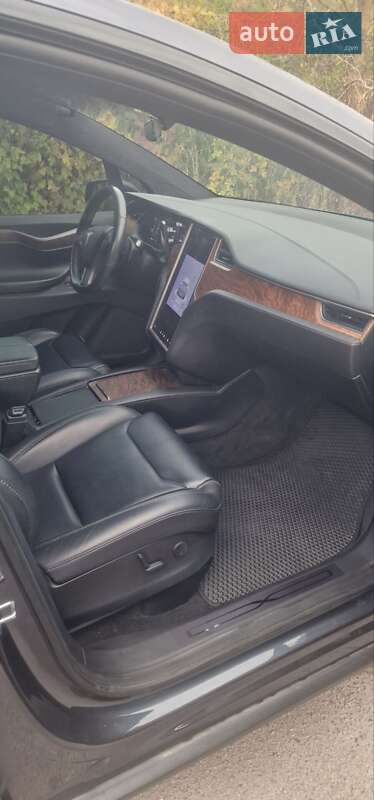 Позашляховик / Кросовер Tesla Model X 2019 в Львові фото 9 Позашляховик / Кросовер Tesla Model X 2019 в Львові