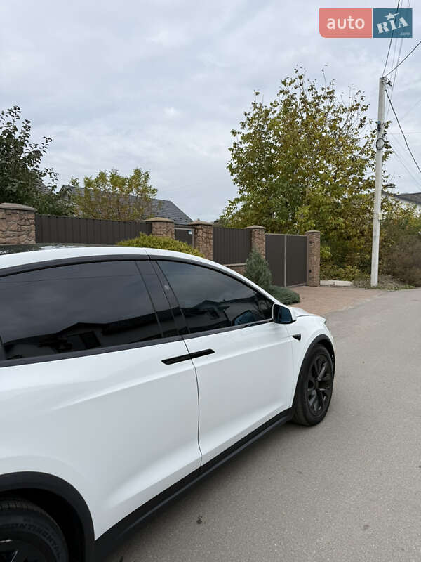 Позашляховик / Кросовер Tesla Model X 2022 в Києві фото 6 Позашляховик / Кросовер Tesla Model X 2022 в Києві