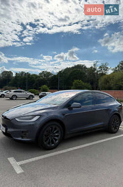 Позашляховик / Кросовер Tesla Model X 2017 в Львові