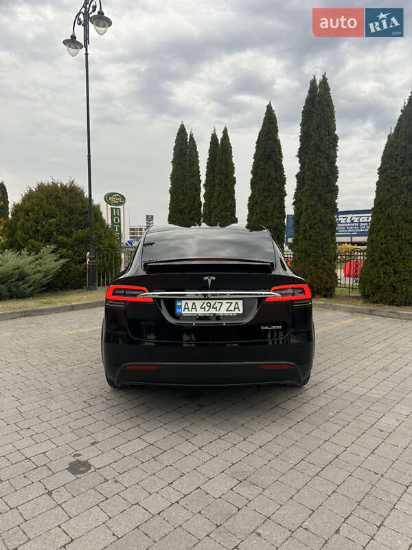 Внедорожник / Кроссовер Tesla Model X 2019 в Львове