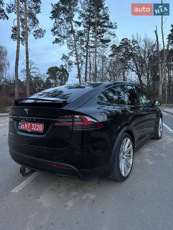 Позашляховик / Кросовер Tesla Model X 2017 в Житомирі фото 17 Позашляховик / Кросовер Tesla Model X 2017 в Житомирі