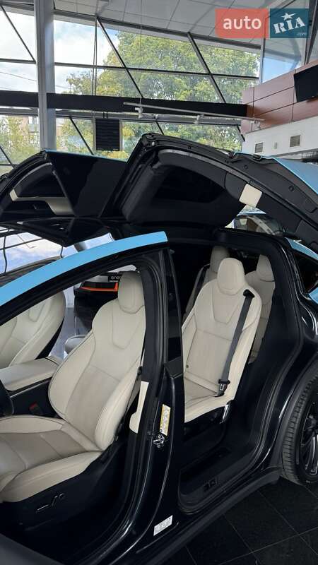 Позашляховик / Кросовер Tesla Model X 2023 в Дніпрі