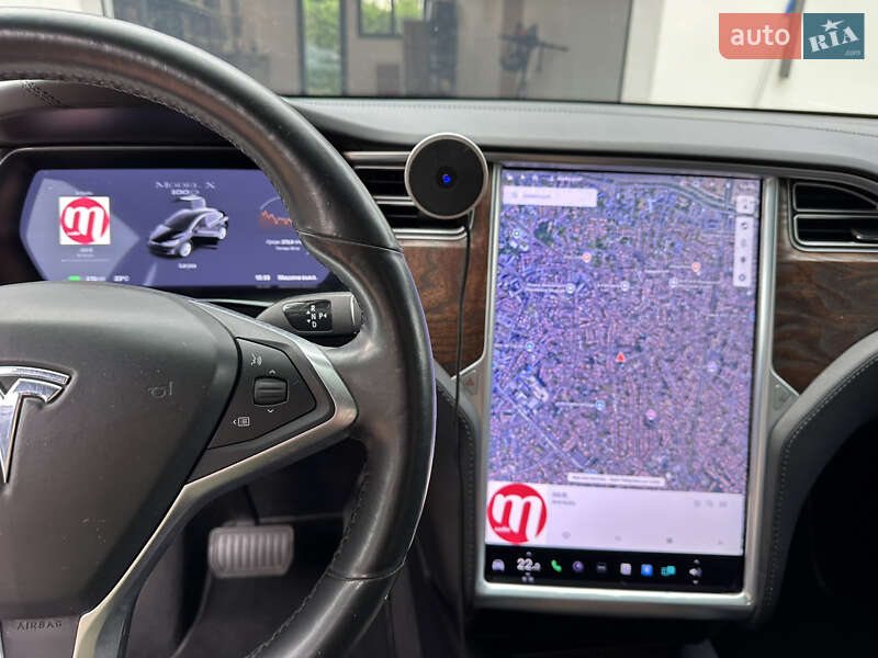 Внедорожник / Кроссовер Tesla Model X 2017 в Обухове