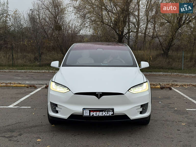 Внедорожник / Кроссовер Tesla Model X 2018 в Киеве