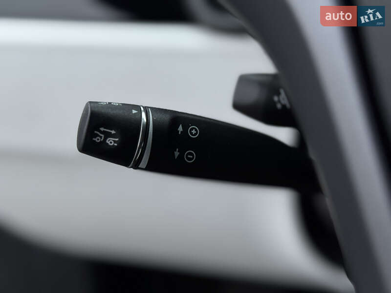 Внедорожник / Кроссовер Tesla Model X 2018 в Киеве