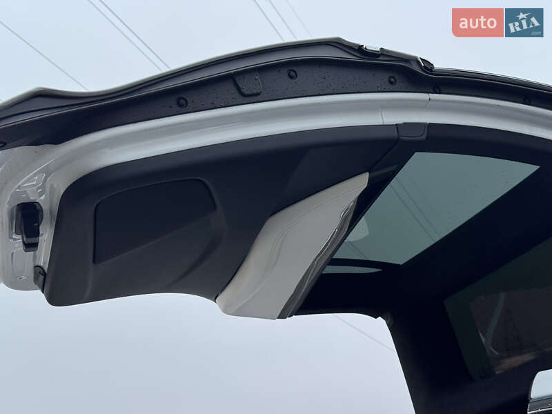 Внедорожник / Кроссовер Tesla Model X 2018 в Киеве