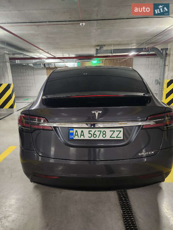 Внедорожник / Кроссовер Tesla Model X 2020 в Киеве