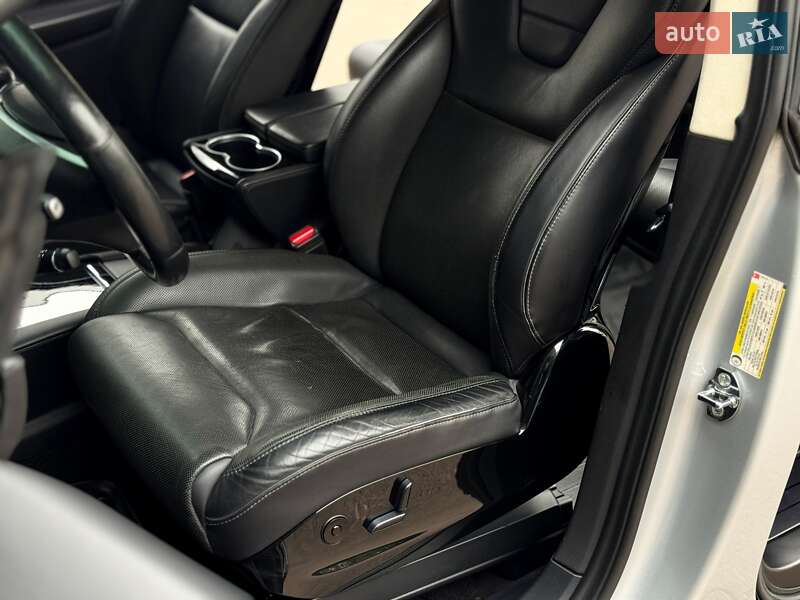 Внедорожник / Кроссовер Tesla Model X 2016 в Киеве