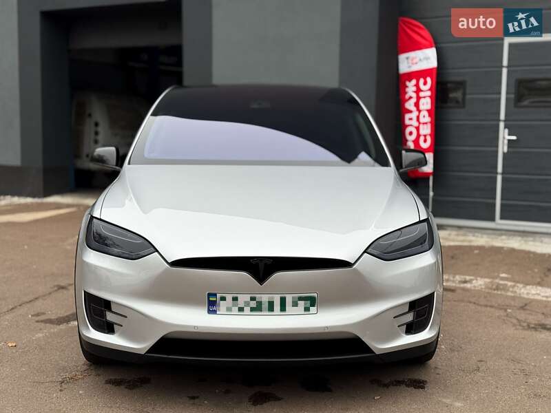 Внедорожник / Кроссовер Tesla Model X 2016 в Киеве
