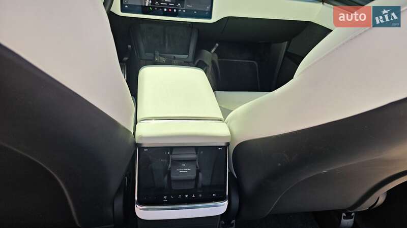 Позашляховик / Кросовер Tesla Model X 2023 в Дніпрі