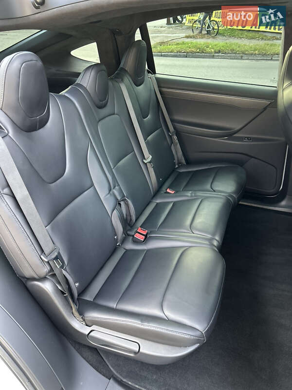 Внедорожник / Кроссовер Tesla Model X 2018 в Киеве