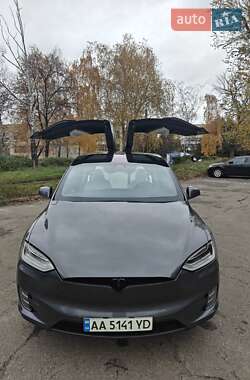 Внедорожник / Кроссовер Tesla Model X 2018 в Киеве