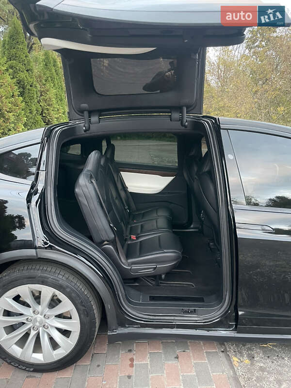 Позашляховик / Кросовер Tesla Model X 2020 в Києві