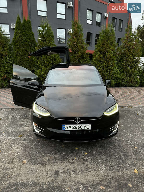 Позашляховик / Кросовер Tesla Model X 2020 в Києві