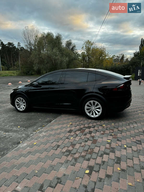 Позашляховик / Кросовер Tesla Model X 2020 в Києві