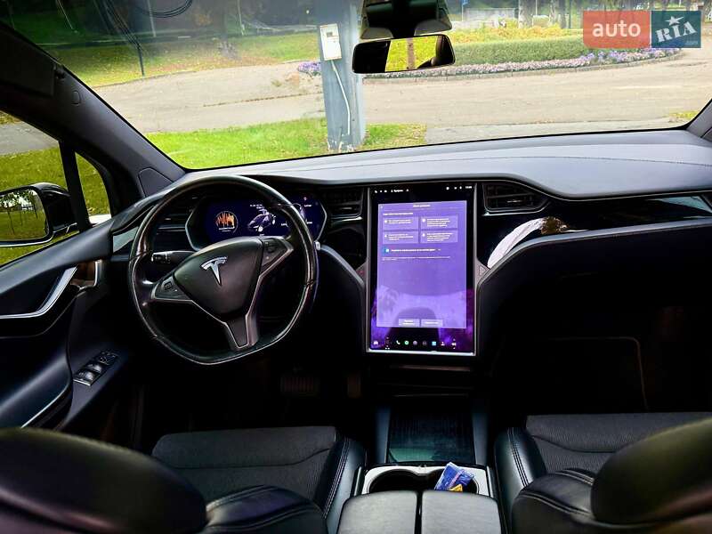 Позашляховик / Кросовер Tesla Model X 2019 в Києві фото 18 Позашляховик / Кросовер Tesla Model X 2019 в Києві