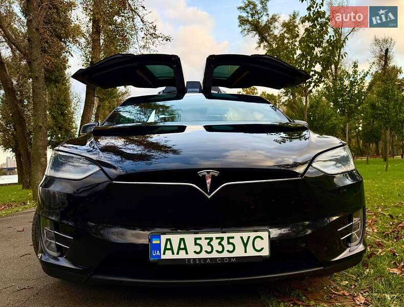 Позашляховик / Кросовер Tesla Model X 2019 в Києві фото 8 Позашляховик / Кросовер Tesla Model X 2019 в Києві