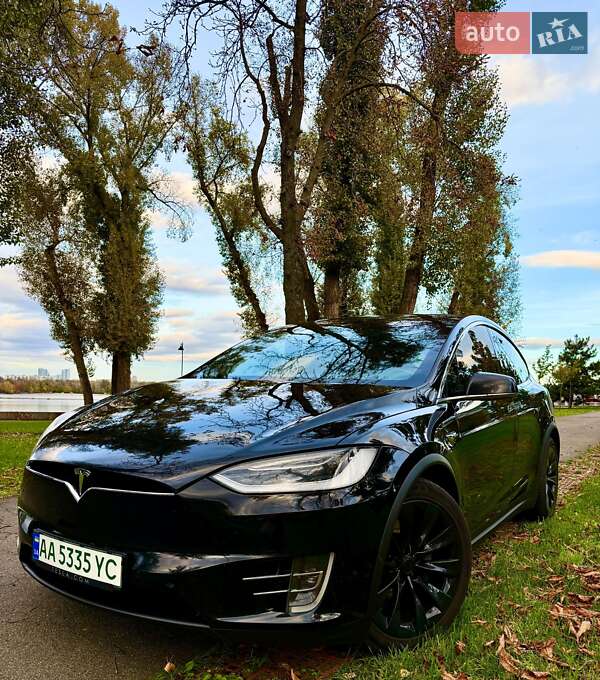 Позашляховик / Кросовер Tesla Model X 2019 в Києві фото 2 Позашляховик / Кросовер Tesla Model X 2019 в Києві