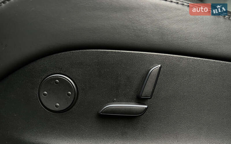 Внедорожник / Кроссовер Tesla Model X 2017 в Львове