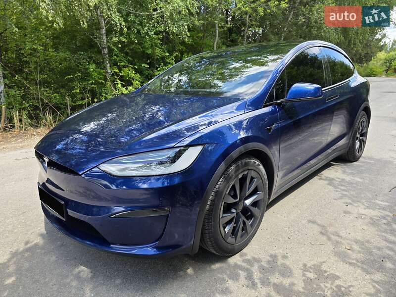 Tesla Model X 2022