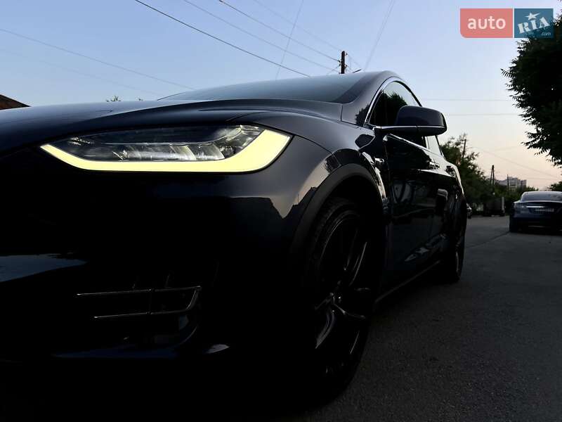 Внедорожник / Кроссовер Tesla Model X 2019 в Харькове
