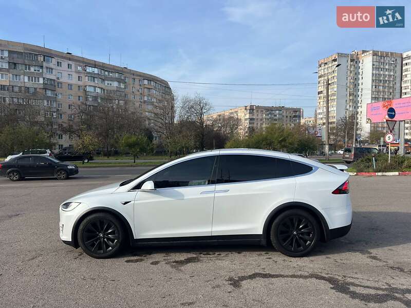 Позашляховик / Кросовер Tesla Model X 2020 в Одесі фото 9 Позашляховик / Кросовер Tesla Model X 2020 в Одесі