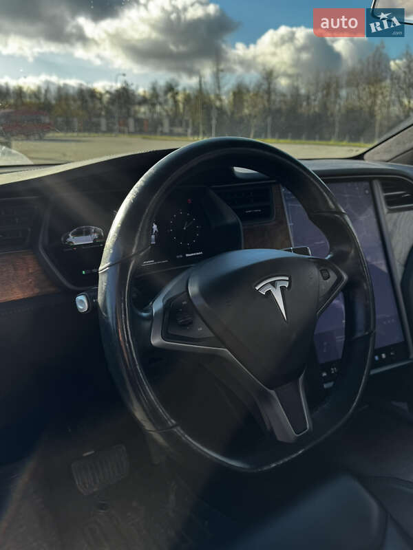 Позашляховик / Кросовер Tesla Model X 2019 в Львові фото 10 Позашляховик / Кросовер Tesla Model X 2019 в Львові