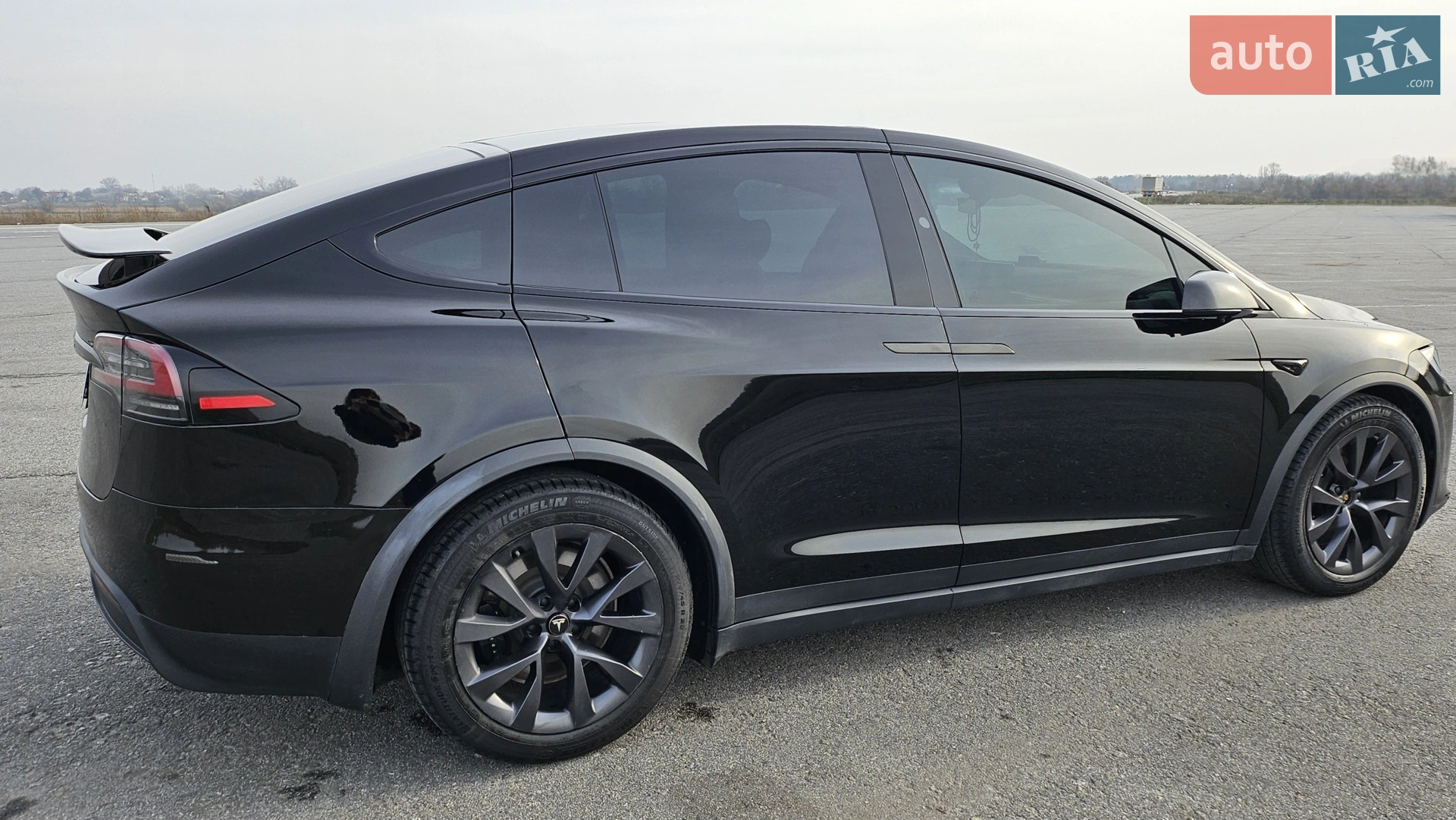 Tesla Model X 2023 VIN 7SAXCDE56PF422242 фото оголошення 5 з 18
