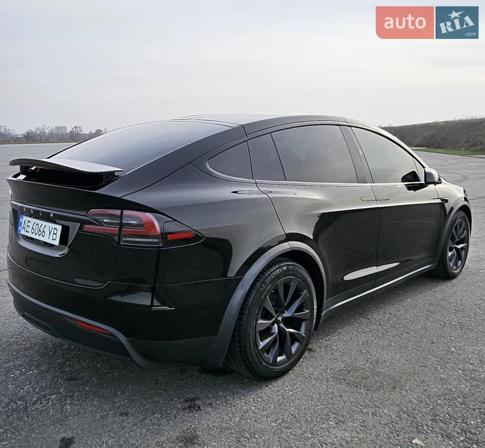Tesla Model X 2023 VIN 7SAXCDE56PF422242 фото оголошення 7 з 18