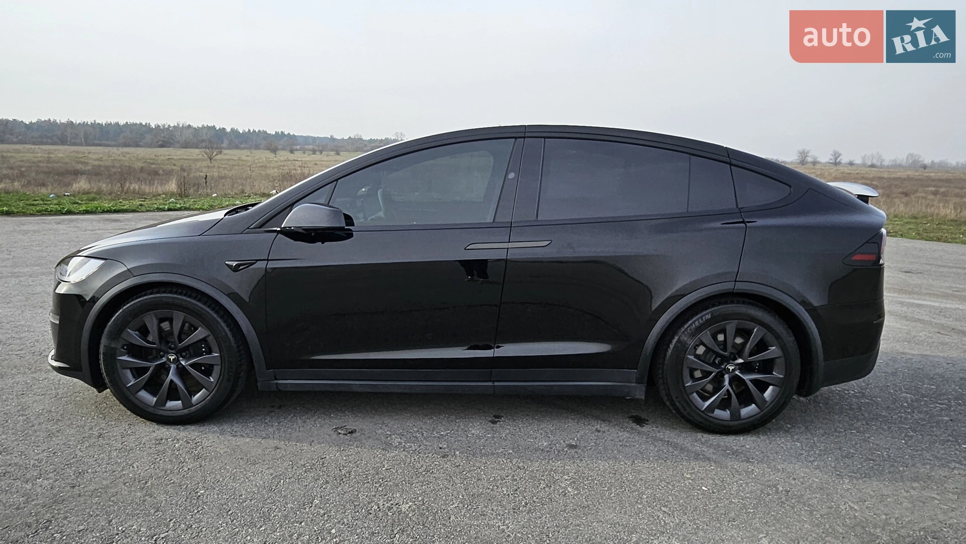 Tesla Model X 2023 VIN 7SAXCDE56PF422242 фото оголошення 11 з 18