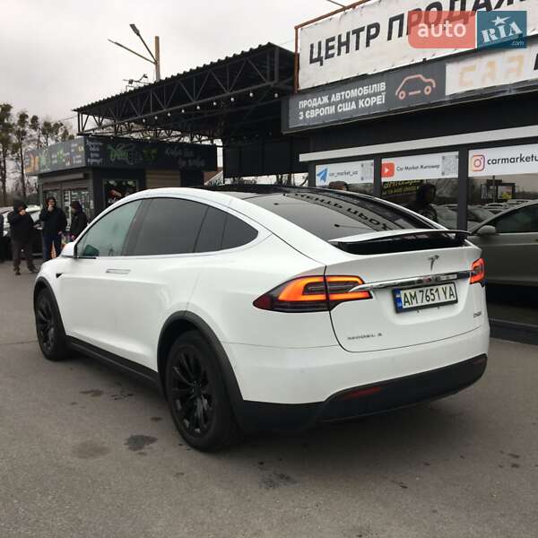 Позашляховик / Кросовер Tesla Model X 2018 в Житомирі