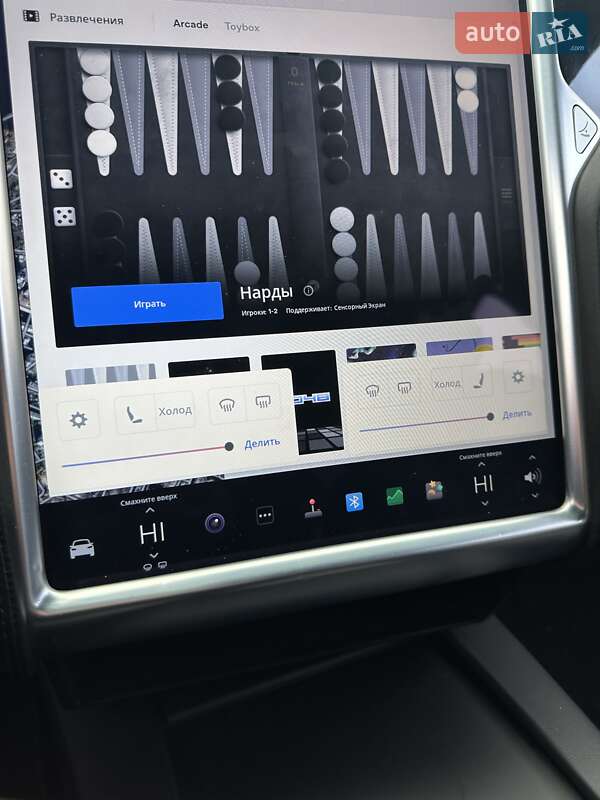 Позашляховик / Кросовер Tesla Model X 2016 в Сумах