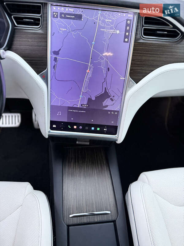 Позашляховик / Кросовер Tesla Model X 2016 в Львові фото 12 Позашляховик / Кросовер Tesla Model X 2016 в Львові
