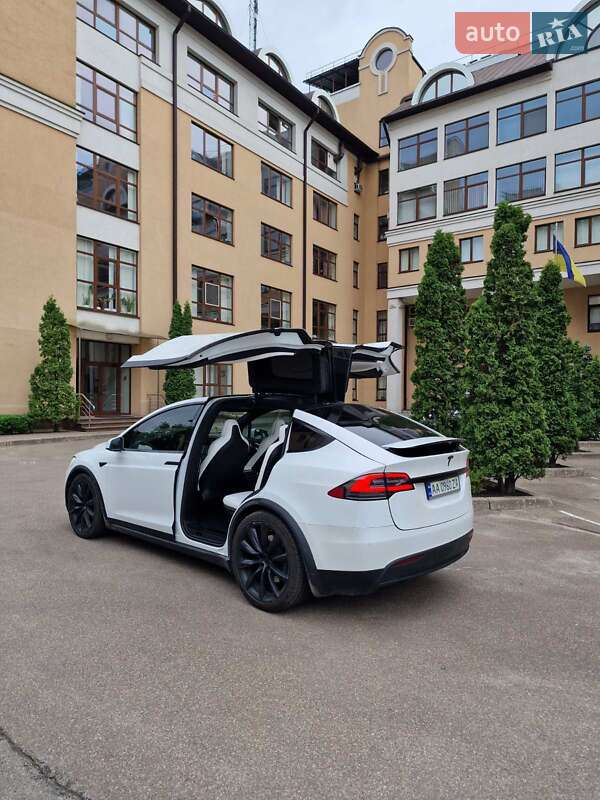 Внедорожник / Кроссовер Tesla Model X 2018 в Киеве