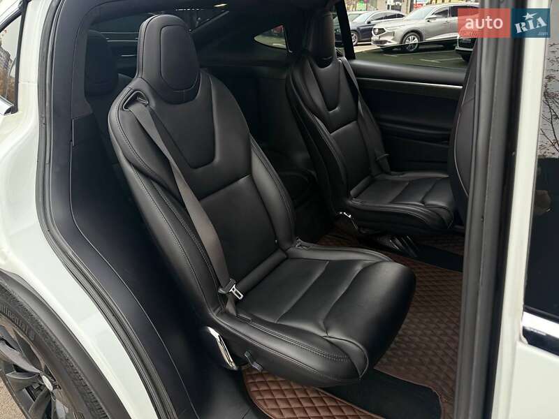 Внедорожник / Кроссовер Tesla Model X 2018 в Киеве фото 13 Внедорожник / Кроссовер Tesla Model X 2018 в Киеве