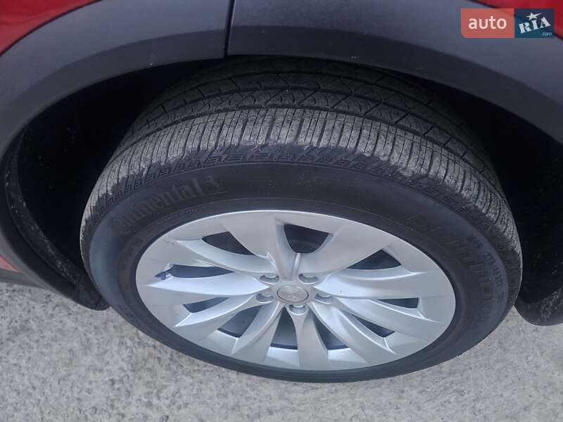 Позашляховик / Кросовер Tesla Model X 2018 в Львові фото 10 Позашляховик / Кросовер Tesla Model X 2018 в Львові