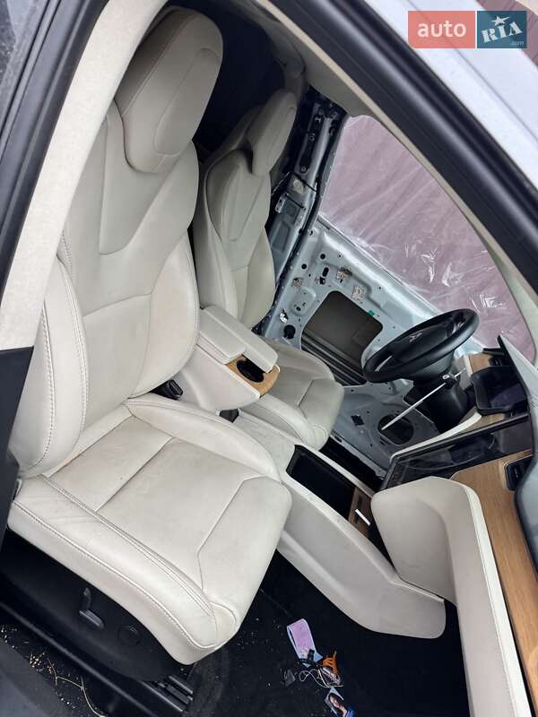 Внедорожник / Кроссовер Tesla Model X 2019 в Киеве фото 7 Внедорожник / Кроссовер Tesla Model X 2019 в Киеве