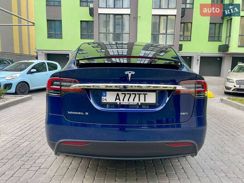 Внедорожник / Кроссовер Tesla Model X 2017 в Днепре фото 3 Внедорожник / Кроссовер Tesla Model X 2017 в Днепре