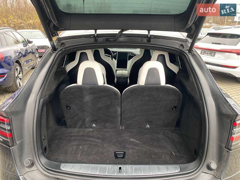 Внедорожник / Кроссовер Tesla Model X 2017 в Львове
