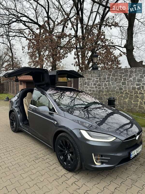 Внедорожник / Кроссовер Tesla Model X 2016 в Киеве фото 2 Внедорожник / Кроссовер Tesla Model X 2016 в Киеве