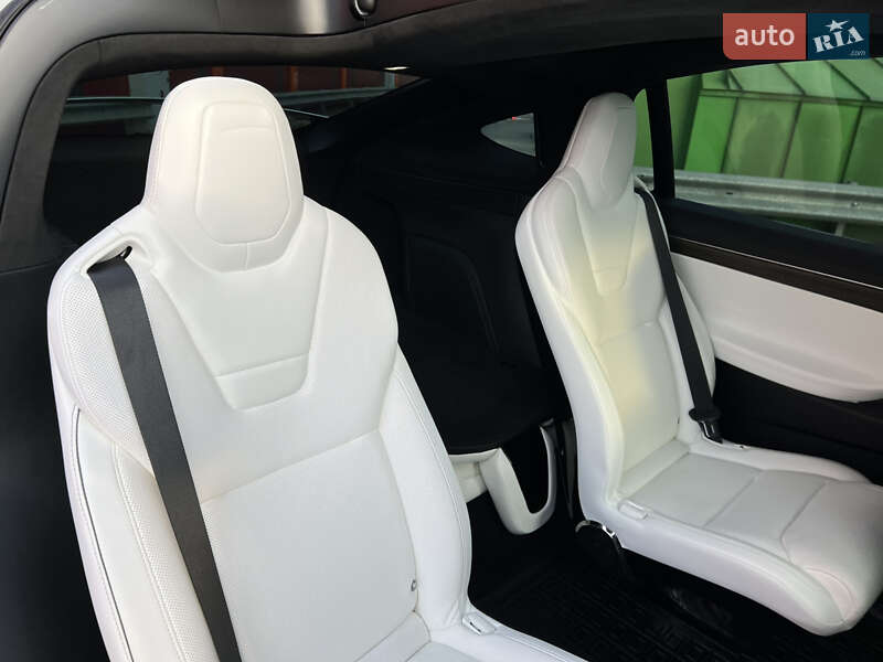 Внедорожник / Кроссовер Tesla Model X 2016 в Киеве фото 47 Внедорожник / Кроссовер Tesla Model X 2016 в Киеве