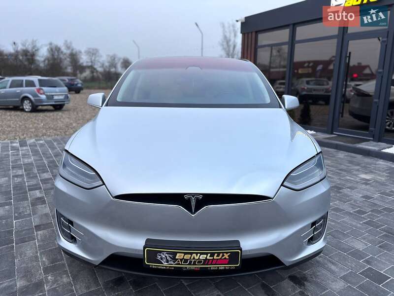 Внедорожник / Кроссовер Tesla Model X 2018 в Коломые