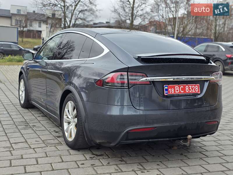 Внедорожник / Кроссовер Tesla Model X 2017 в Ровно фото 8 Внедорожник / Кроссовер Tesla Model X 2017 в Ровно